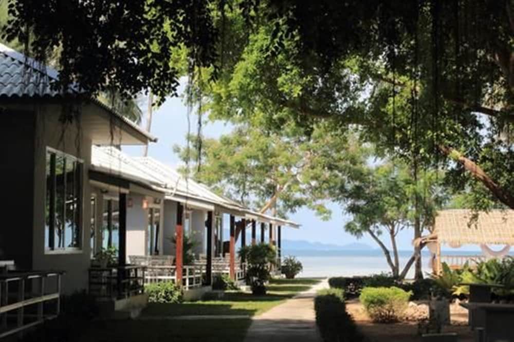Da Kanda Villa Beach Resort 5/69