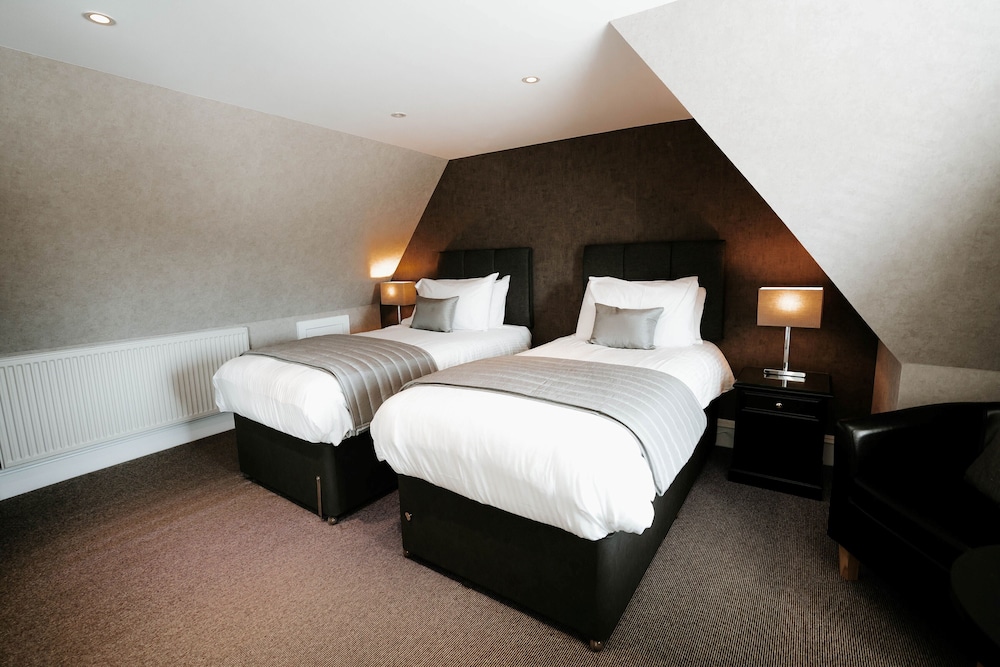 Room, Twin Beds