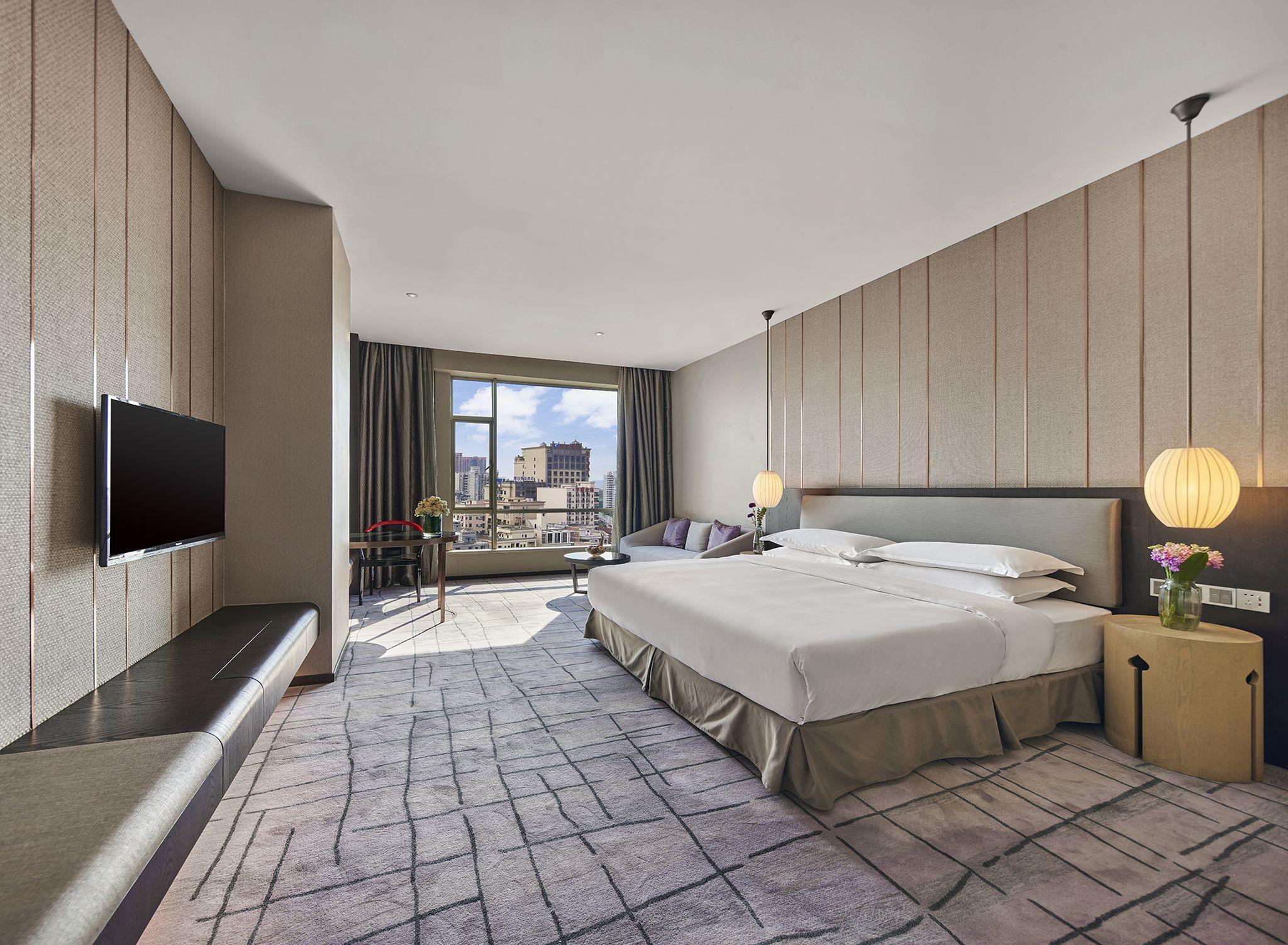 Superior, King Bed