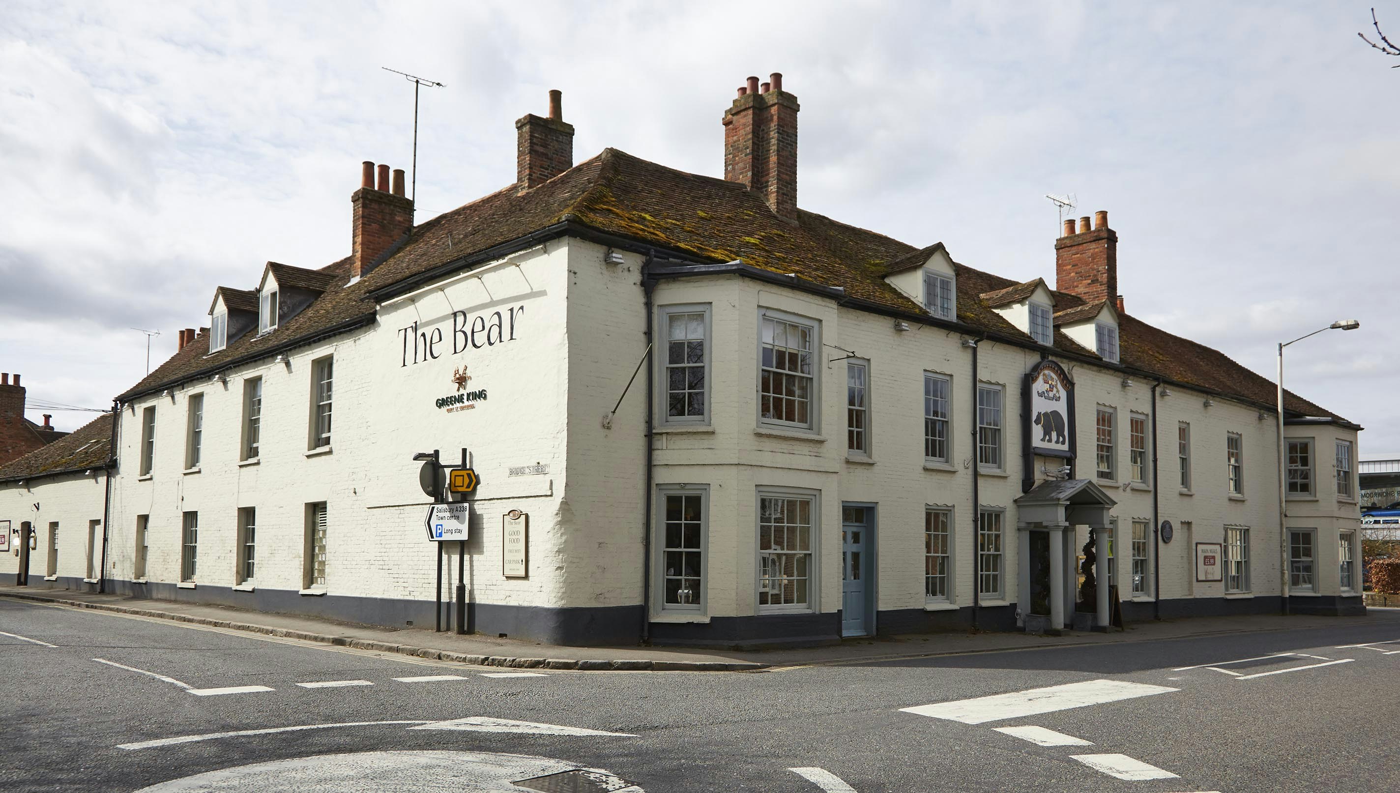 Bear Hotel Hungerford 6/17