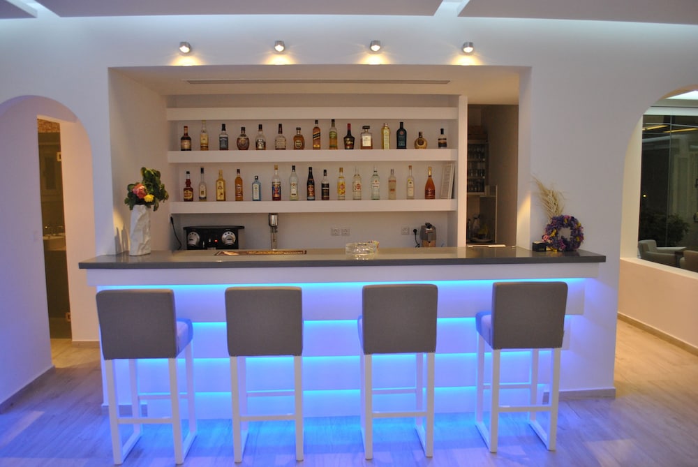 PETINAROS HOTEL 43/69