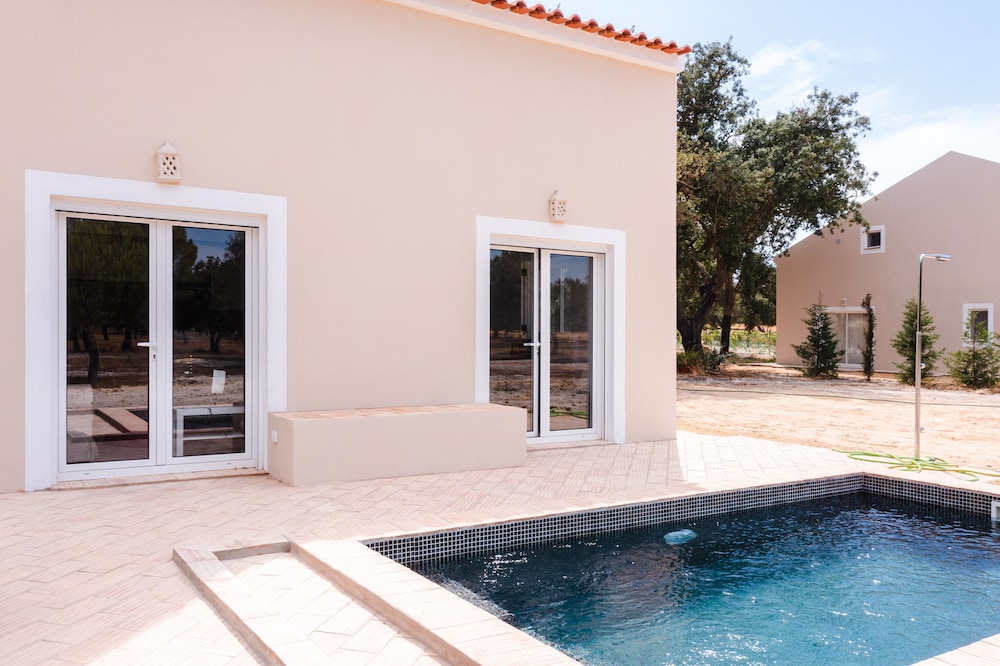 Casa das Cegonhas 33/64