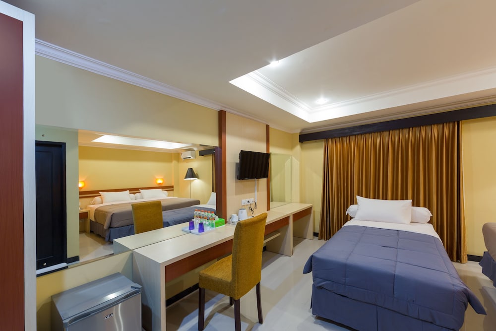 Sylvia Bali Suite Residence 12/25