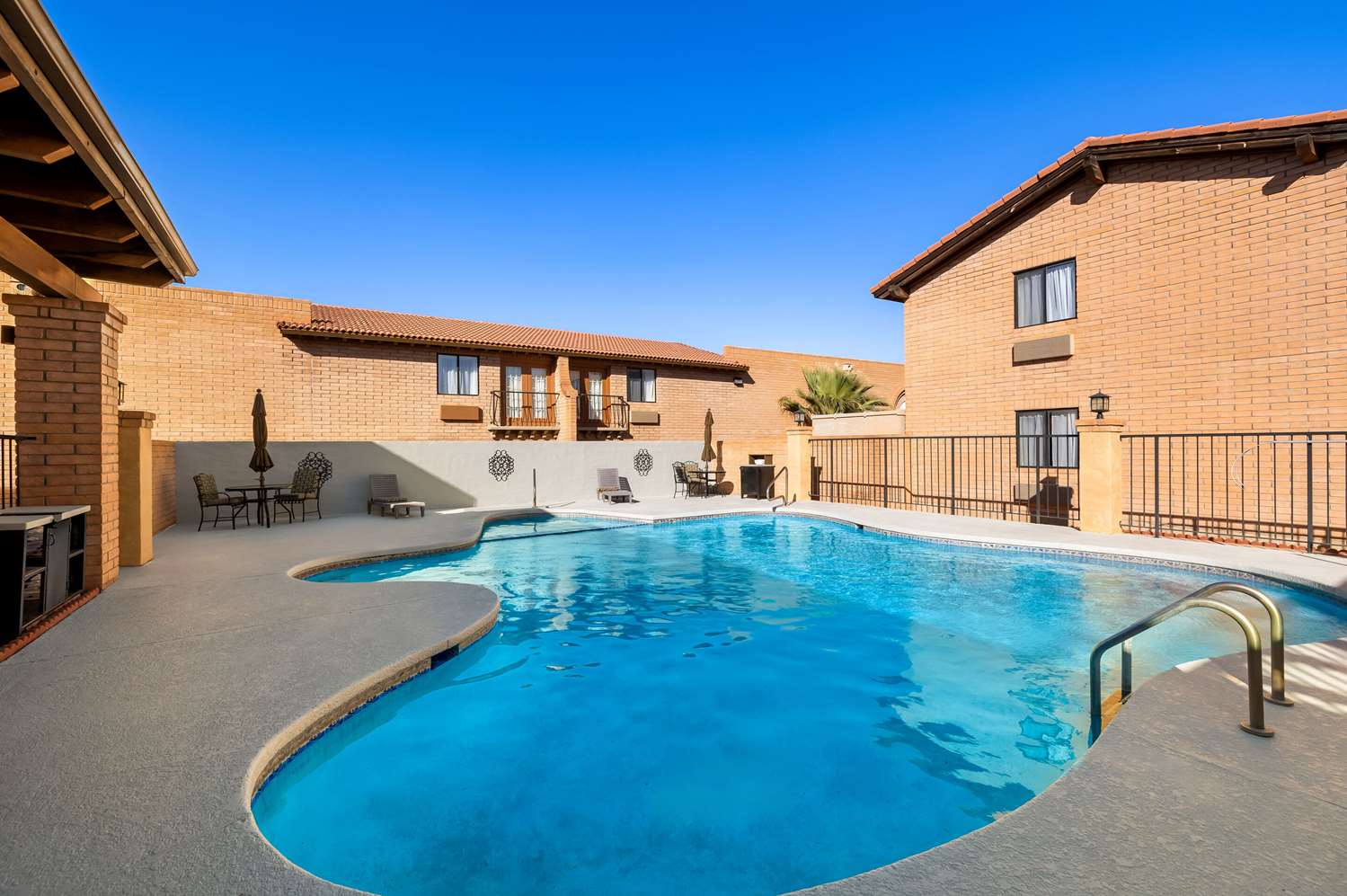 Clarion Inn Sierra Vista near Ft Huachuca 42/42