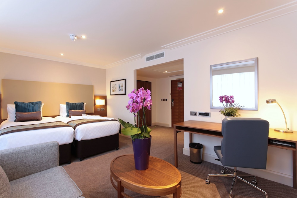 The Marble Arch Hotel, by Thistle 58/83