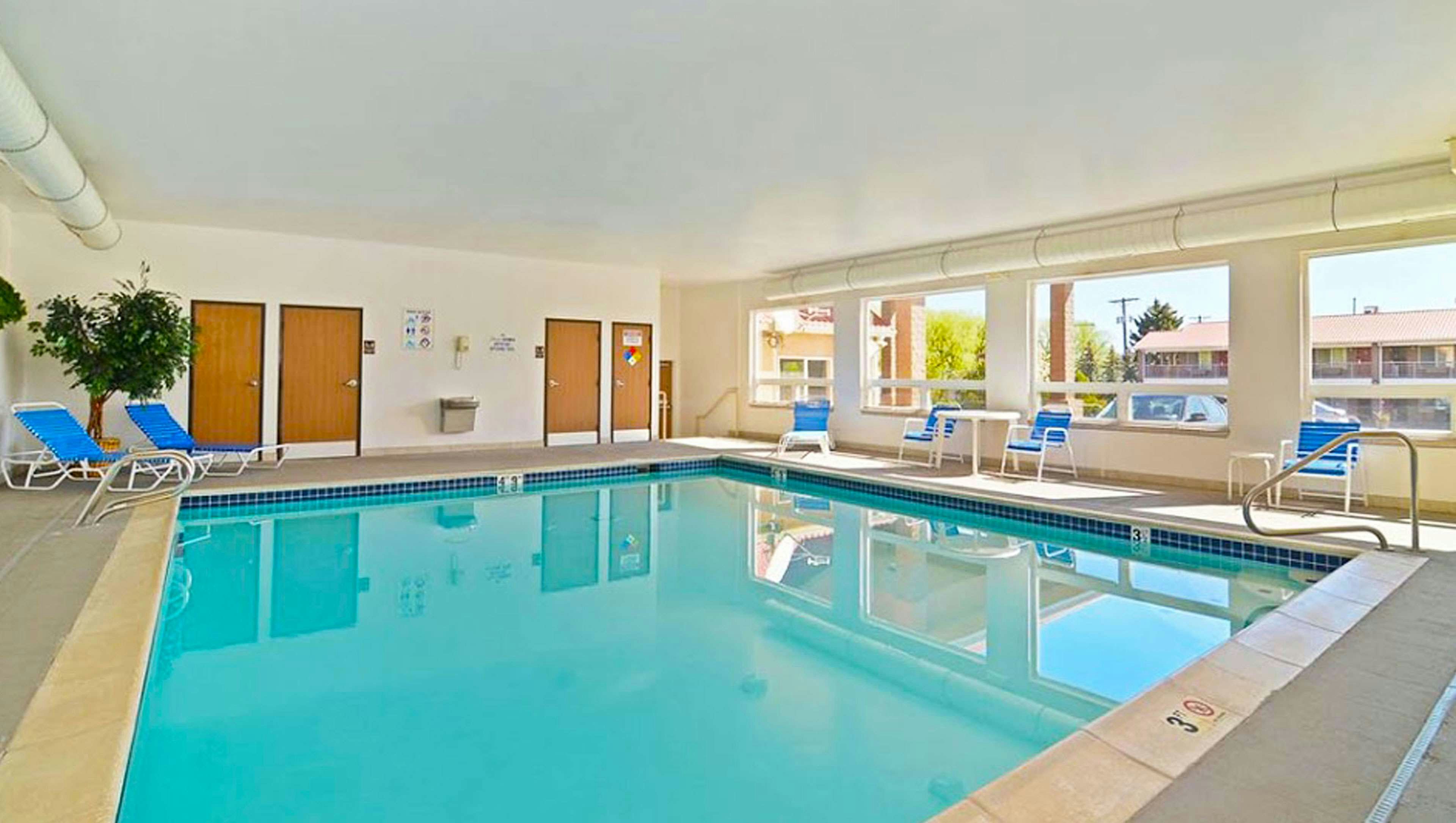MAGNUSON HOTEL MANITOU SPRINGS 22/40