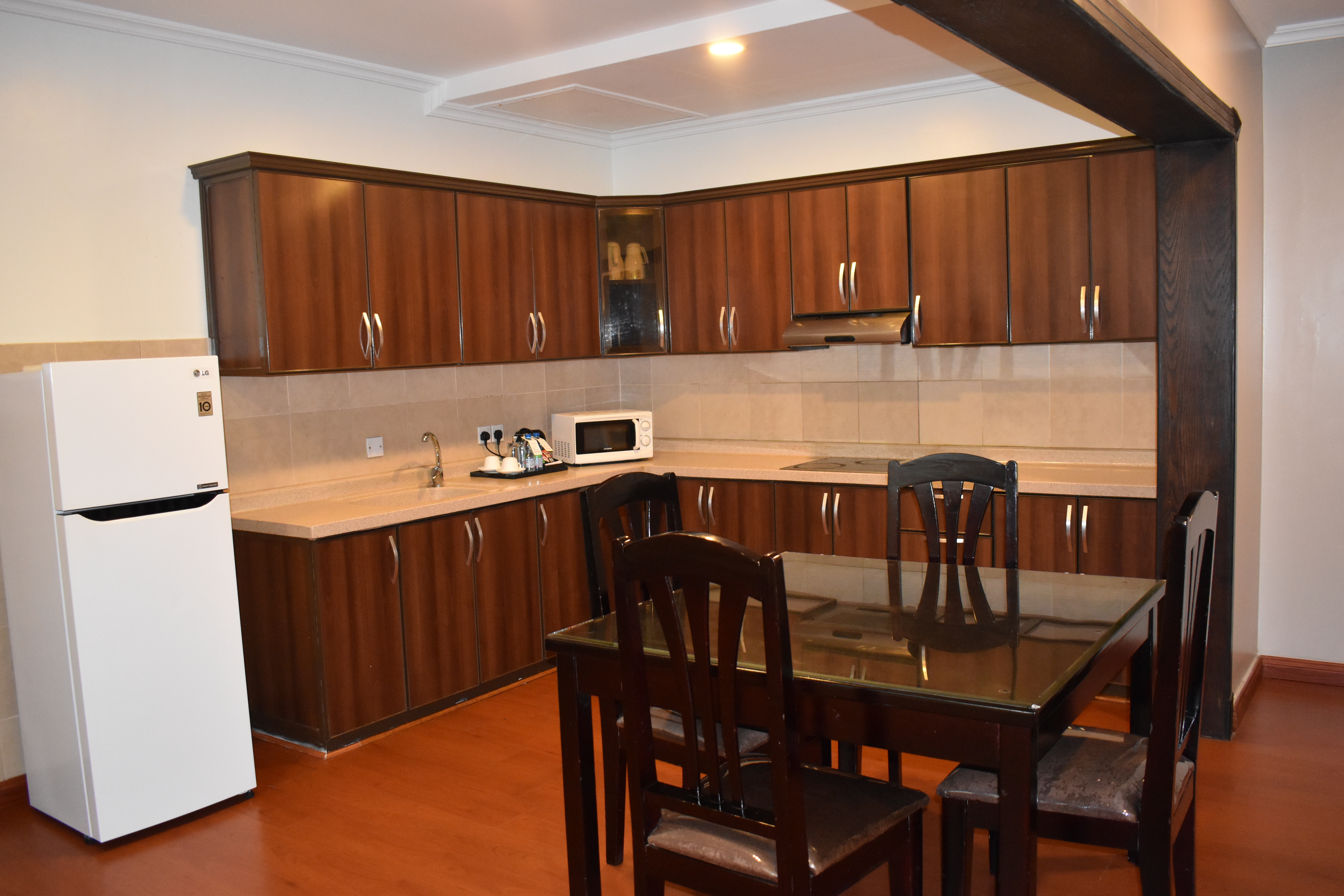 فندق ون تو ون(One to One company for Serviced Apartments) 41/42