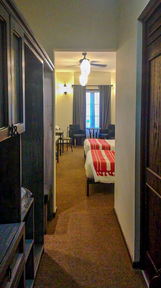 Hotel La Casona 44/68