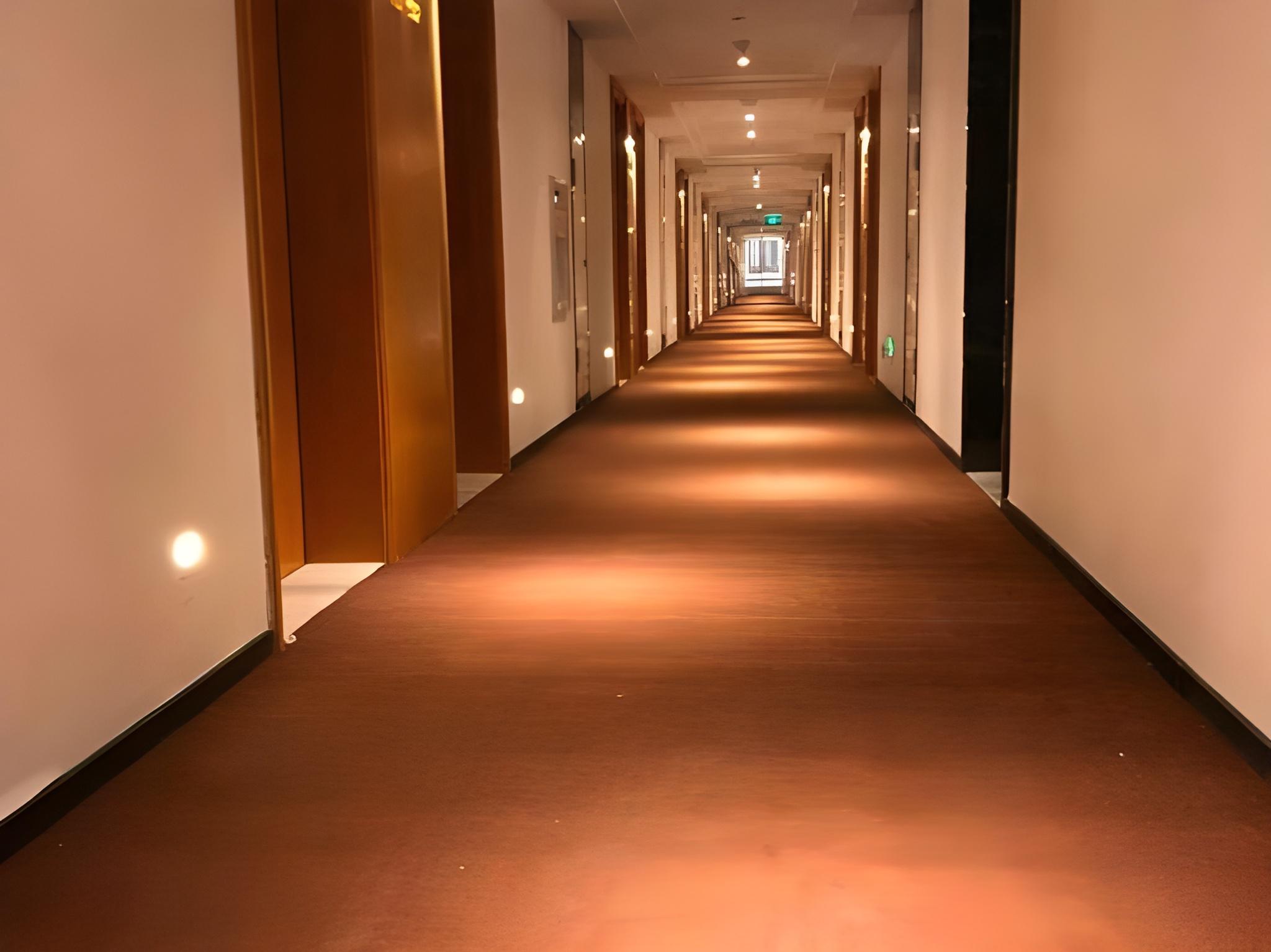 IU Hotels Xian Sanqiao Metro Sation Wanxiang City Branch 25/30