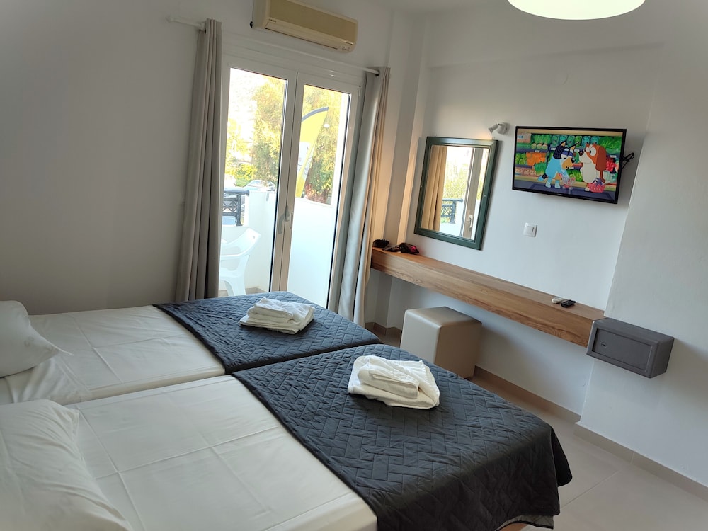 Kostas Apartments 8/48