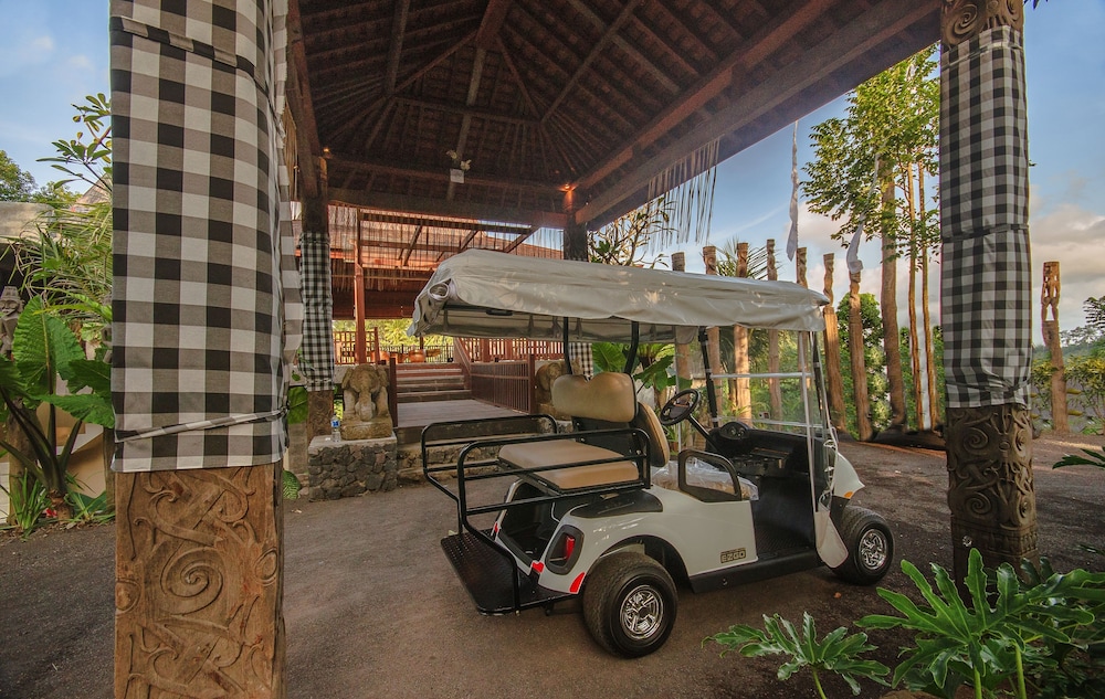 The Kayon Valley Resort 59/63