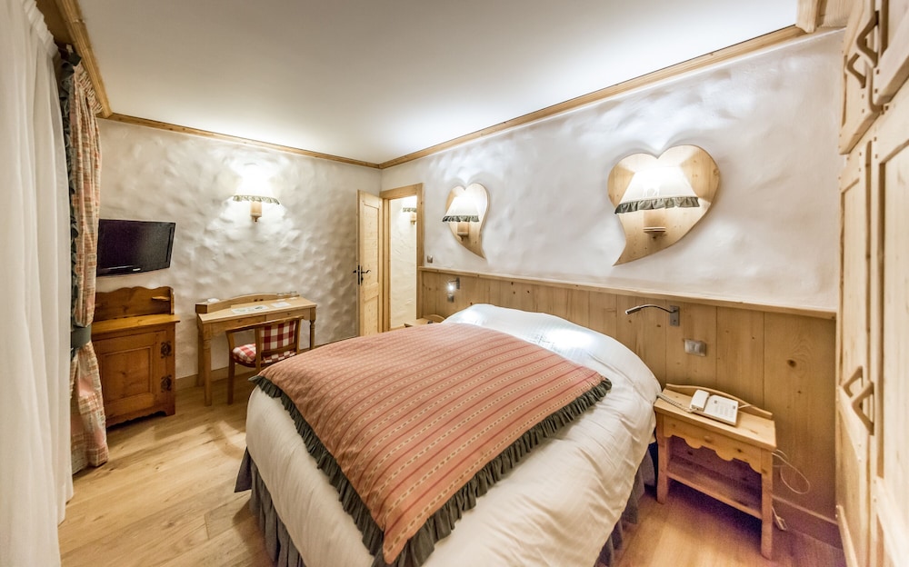 Hotel Spa Neige Et Roc Samoens 26/77