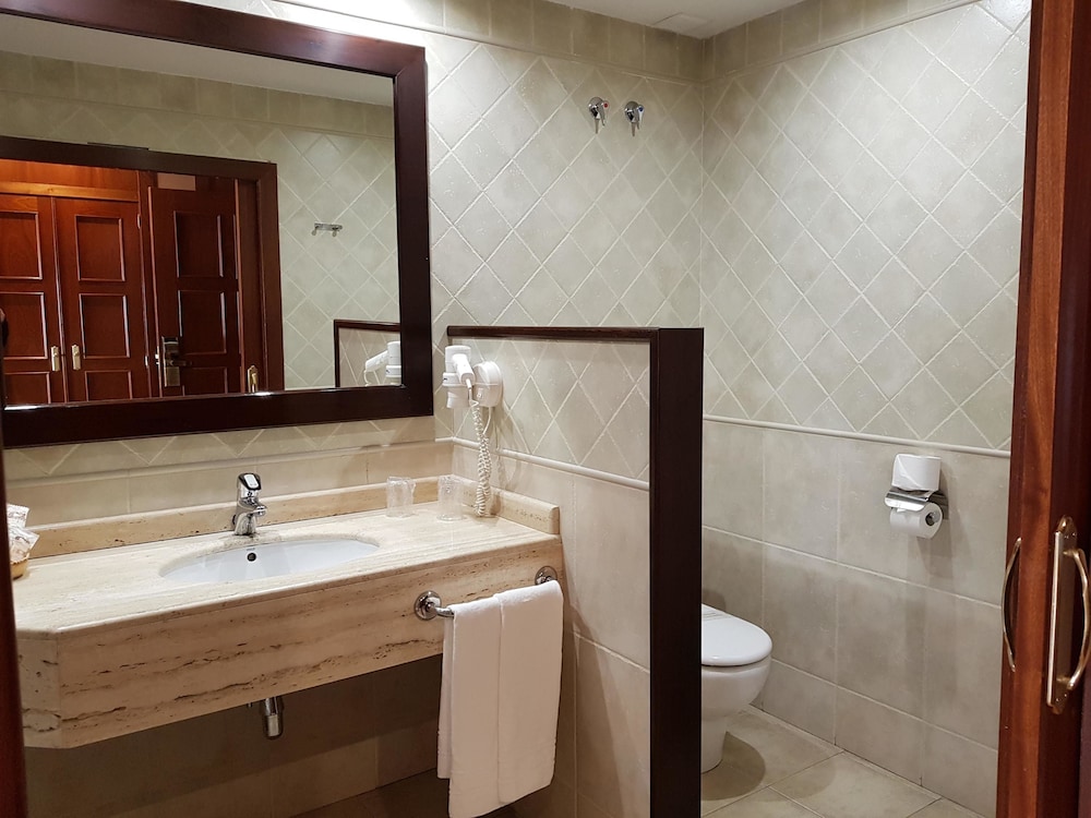 Hotel Cotiella 53/55