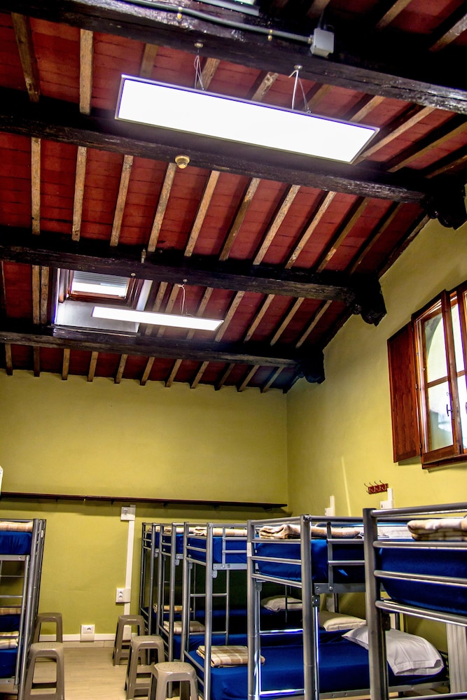 Hostel Santa Monaca 2/50