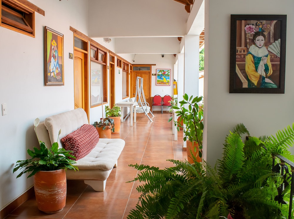 Hotel El Giro 34/50
