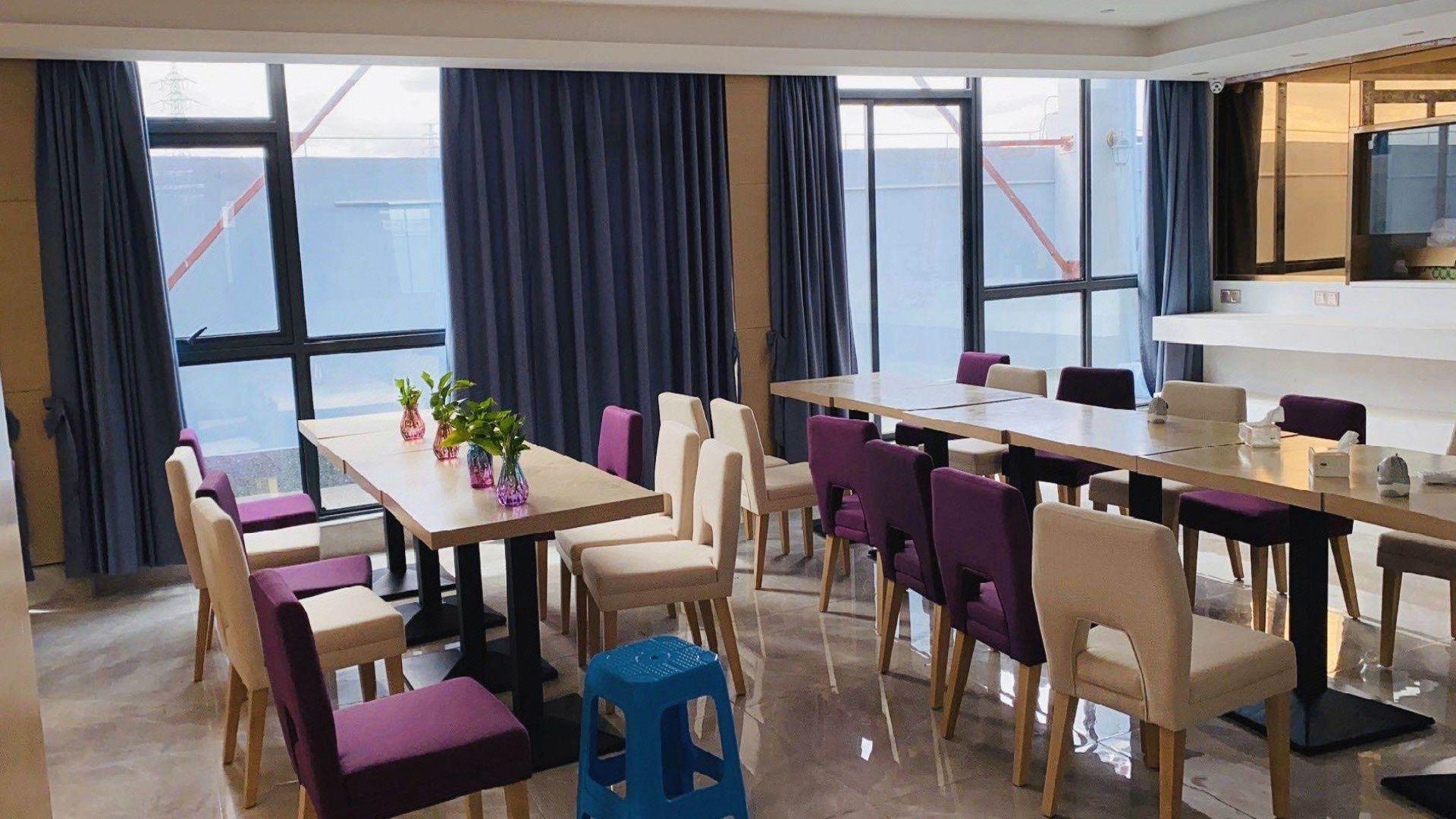 Lavande Hotel (Shenzhen North Railway Station Qinghu Metro Station) 47/50
