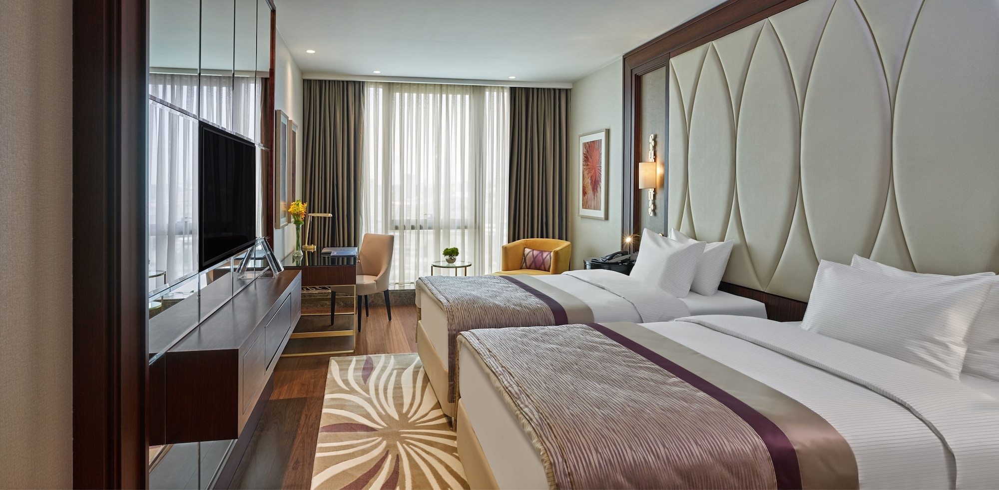 PREMIUM, QUEEN BED