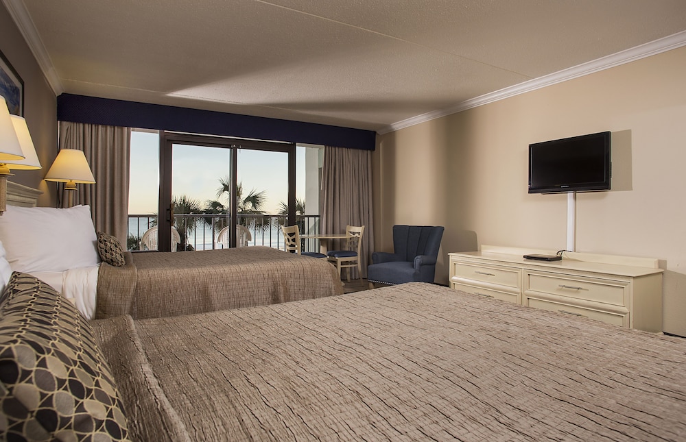 Grande Shores Ocean Resort 42/84