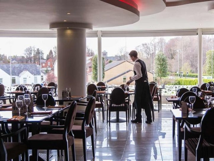 Stormont Hotel 38/44