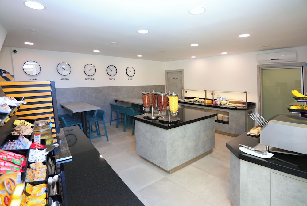 Hotel Teranea 8/50