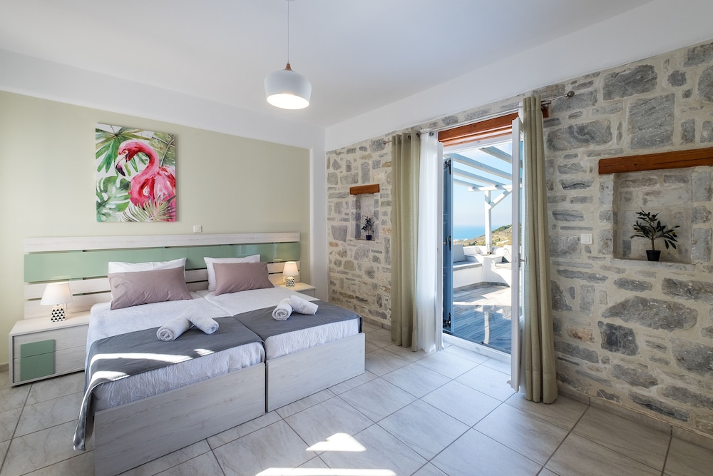 Paros Nereids Villas 8/50