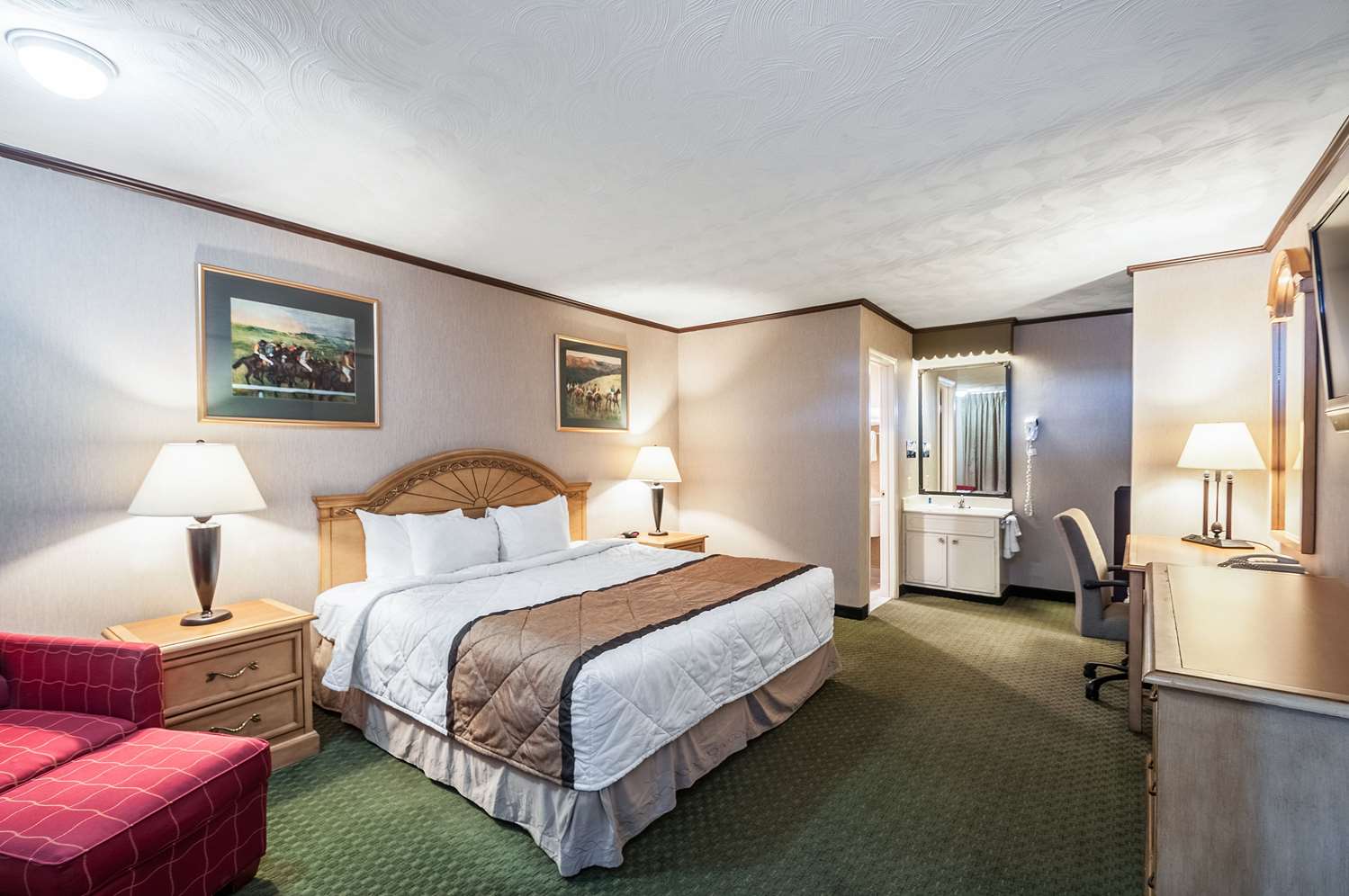 Rodeway Inn and Suites Charles Town WV 10/45