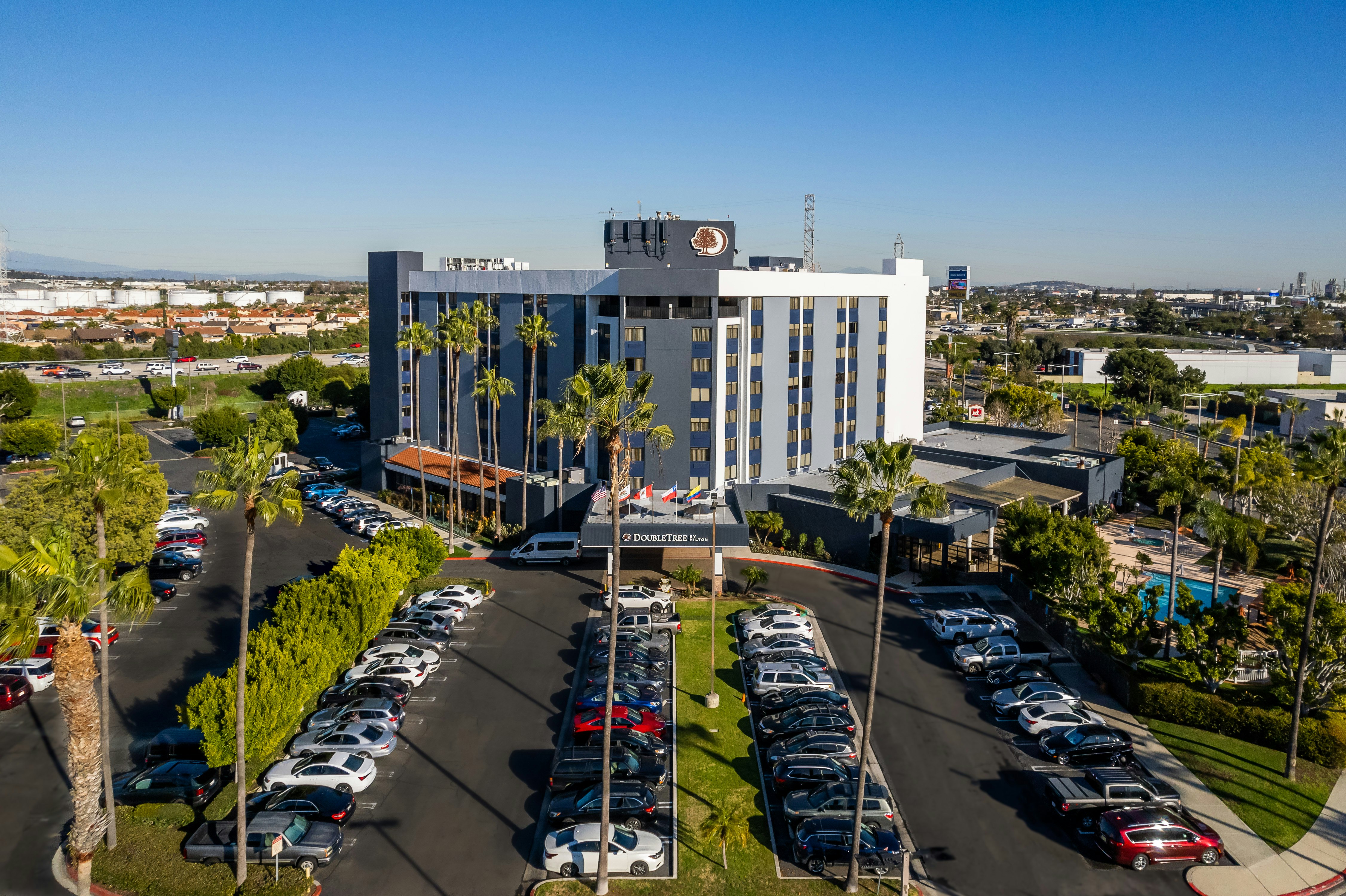 DoubleTree by Hilton Hotel Carson CA 80/84