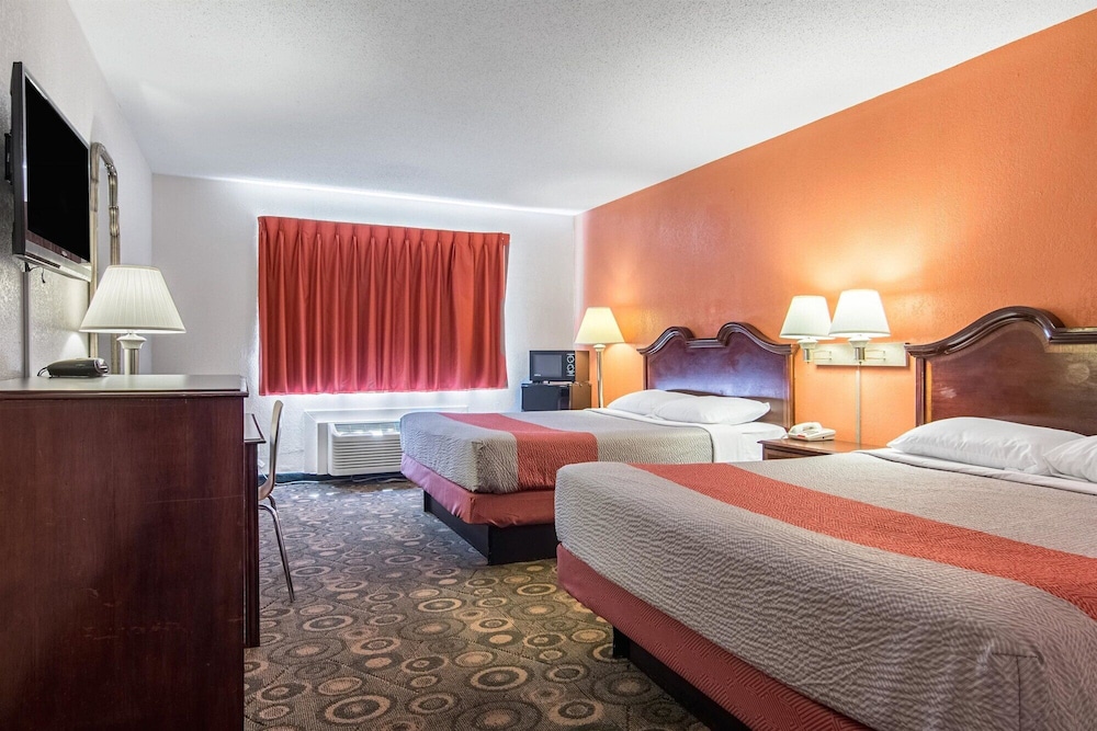 Motel6 Hope, AR 8/31