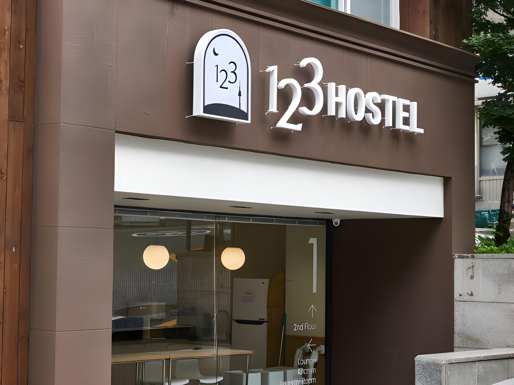 123 Hostel 13/53
