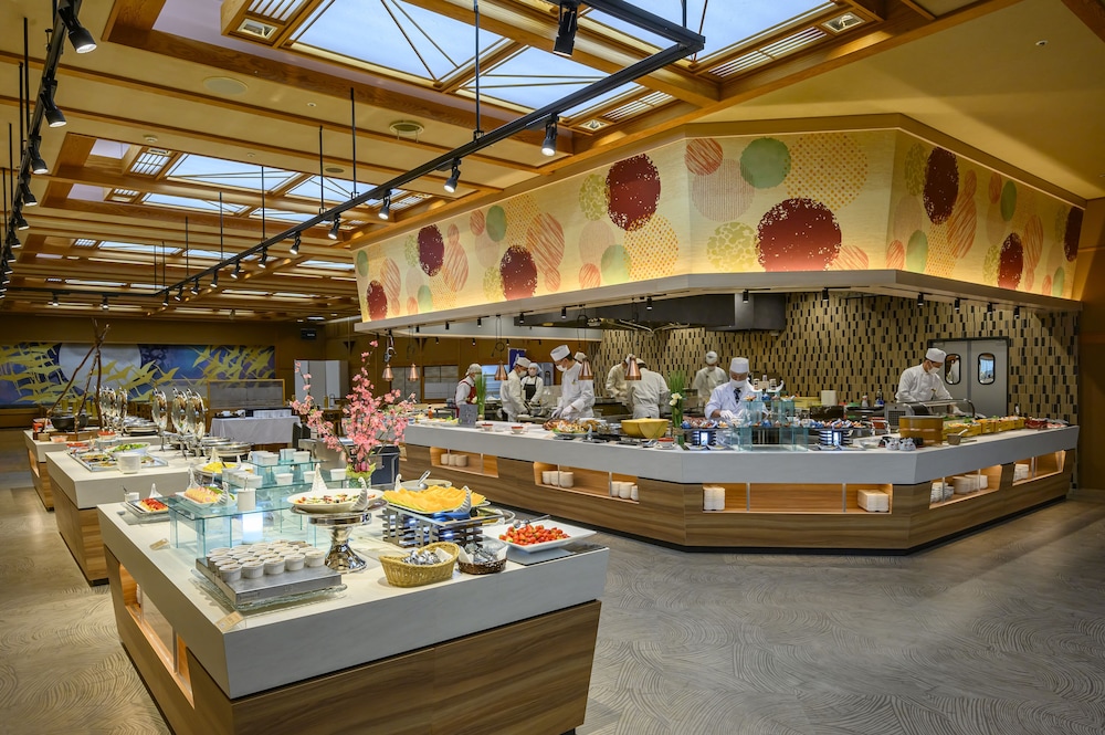 Tsukioka Hotel 7/61