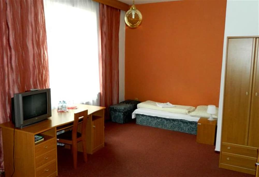 Hotel Maria 19/50