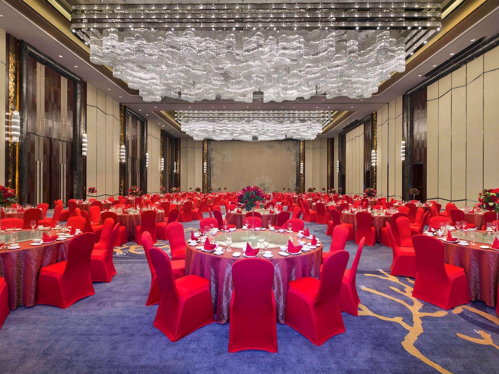 Pullman Yantai Center 41/50