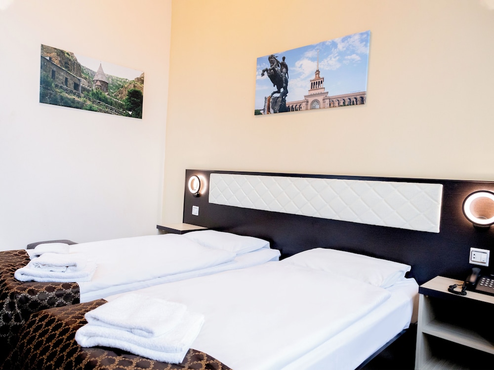 Comfort Hotel 17/50