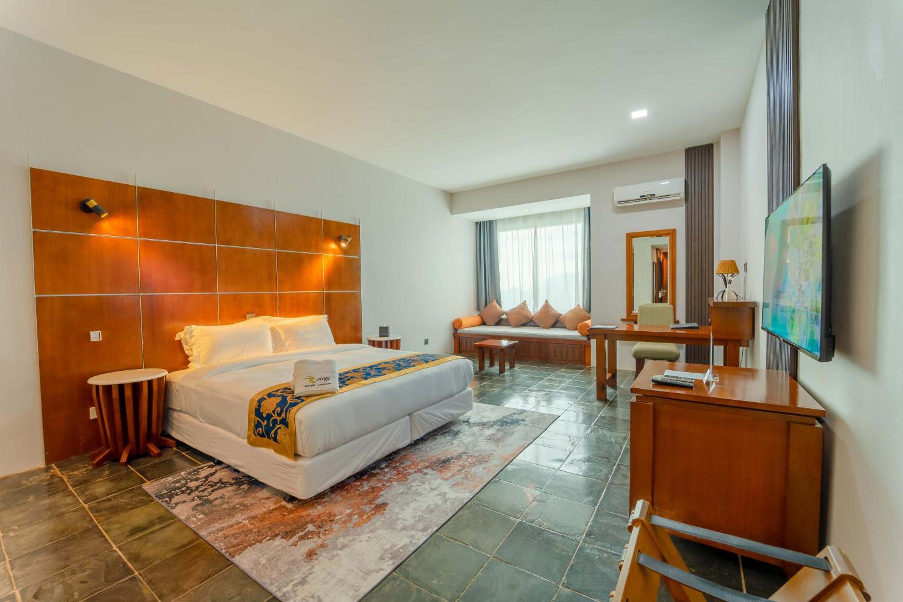 Deluxe, Double Bed
