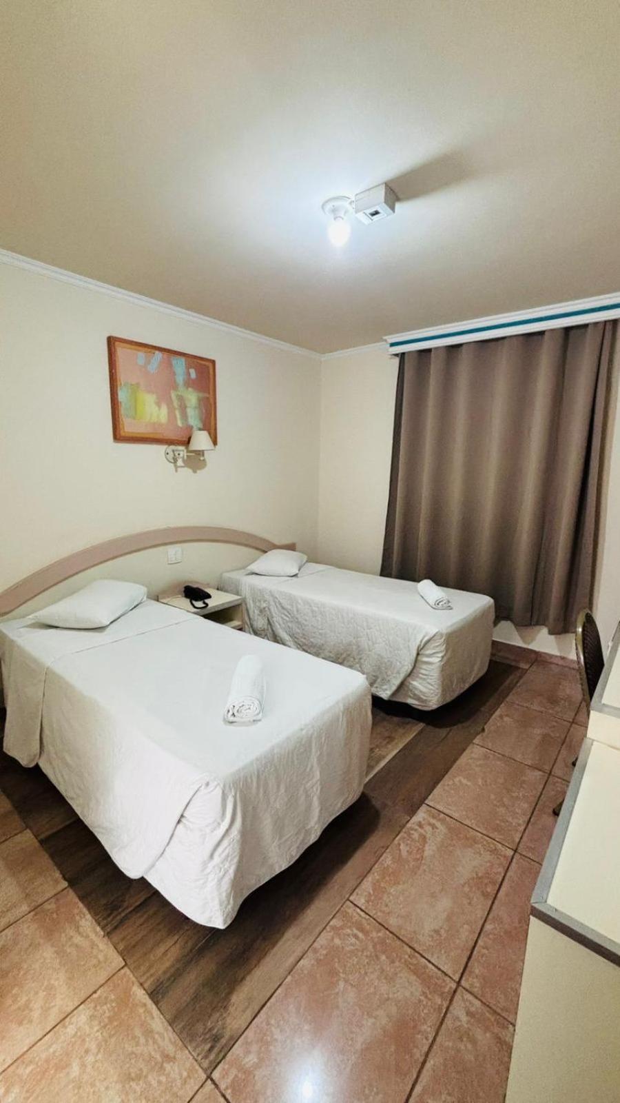 PRINCE HOTEL 23/48