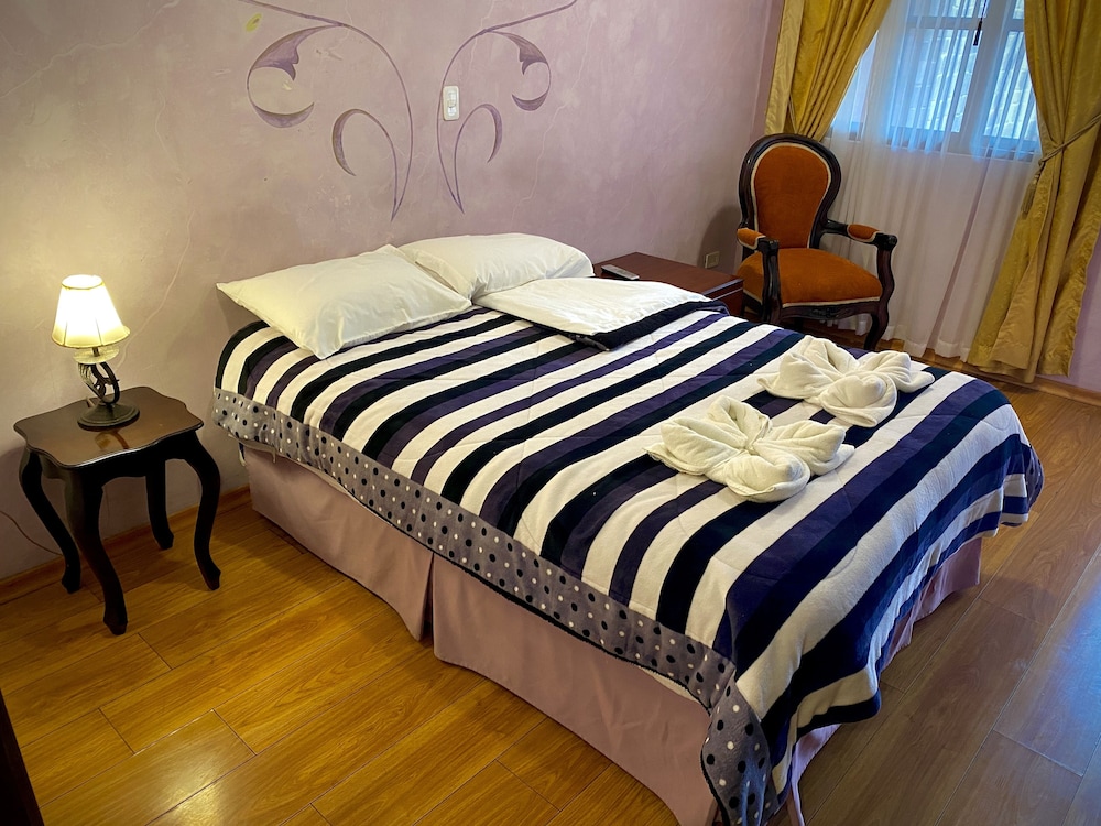 Villa de Tacvnga Hotel 23/50