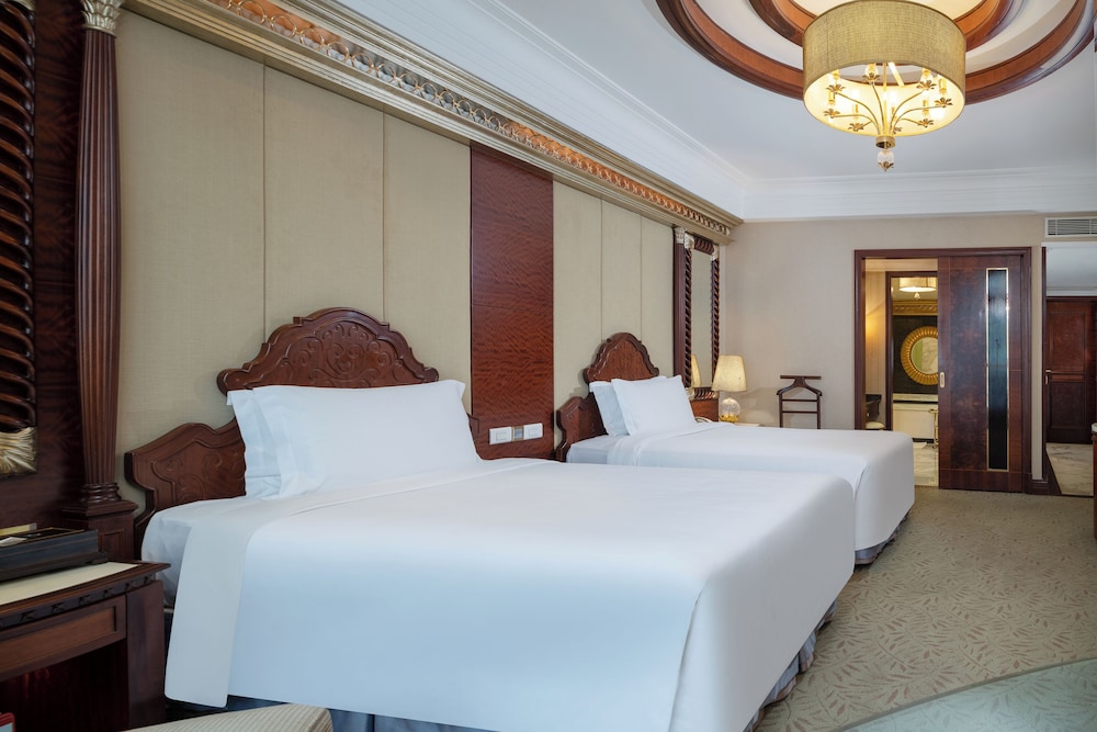 Regal Palace Hotel 17/51