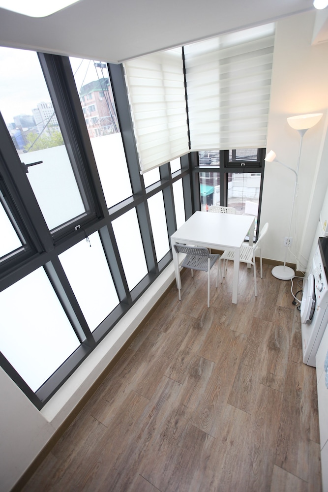 Myeongdong Artmonstay Guesthouse 44/74