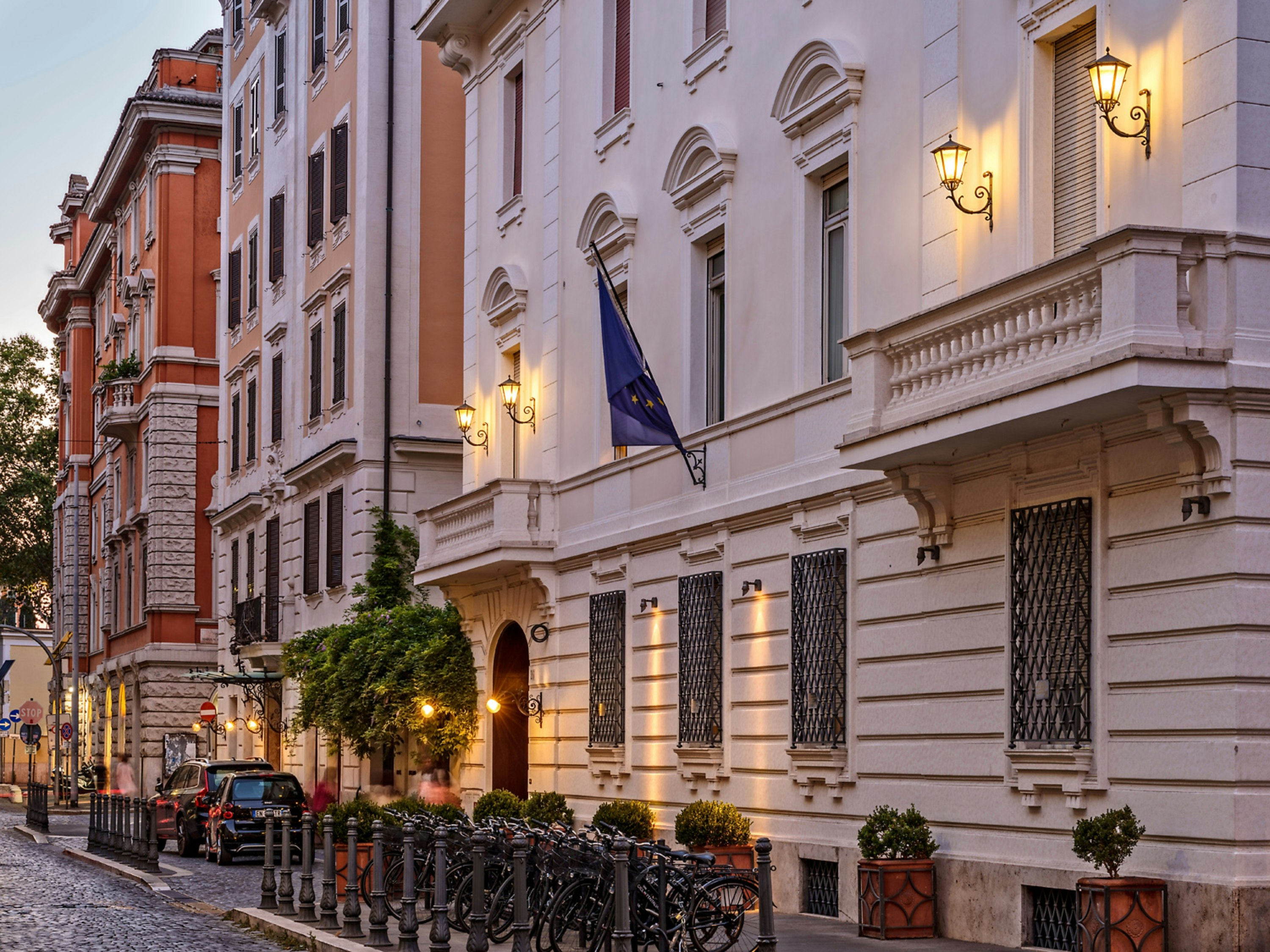 Hotel Locarno 5/73