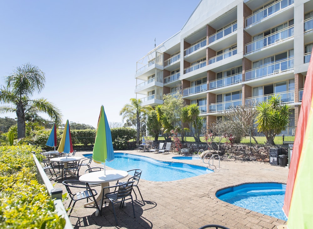 MARINA RESORT 38/50