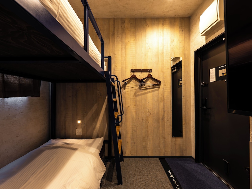 Wellstay Namba 34/50