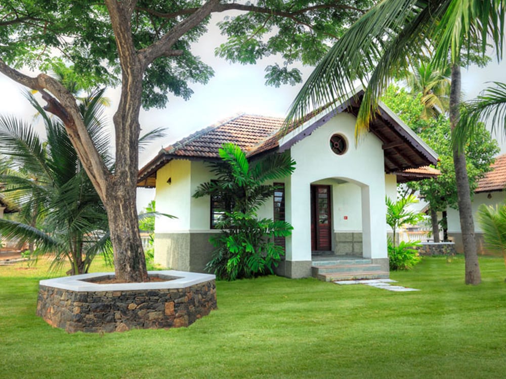 Club Mahindra Cherai 31/50