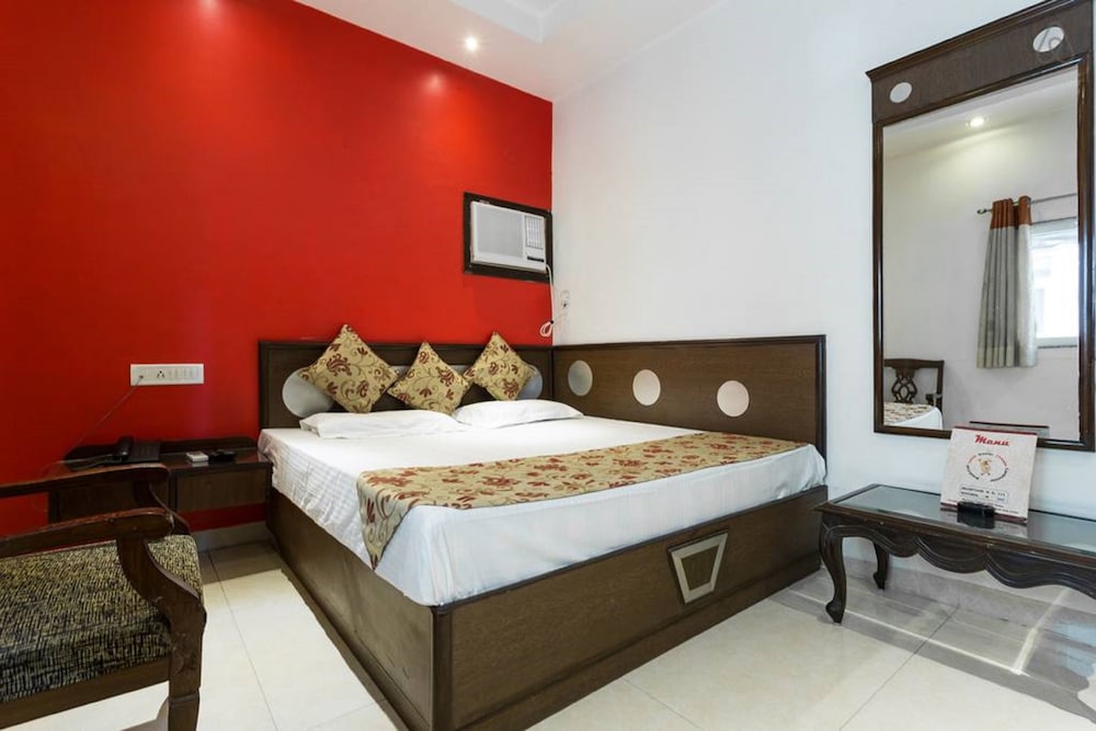 Hotel Amax Inn 10/39