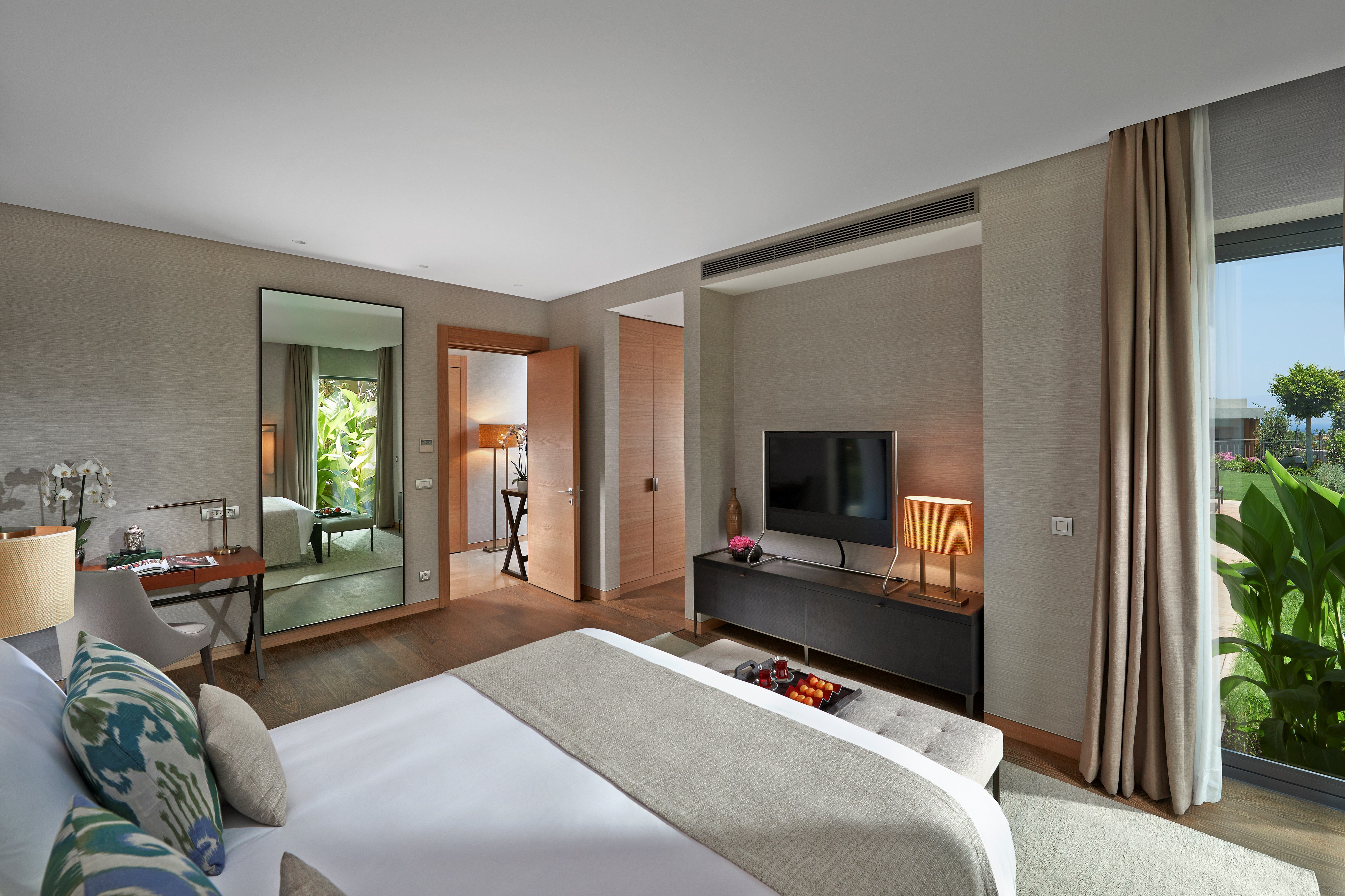1 BEDROOM, APARTMENT, KING BED, GARDEN VIEW