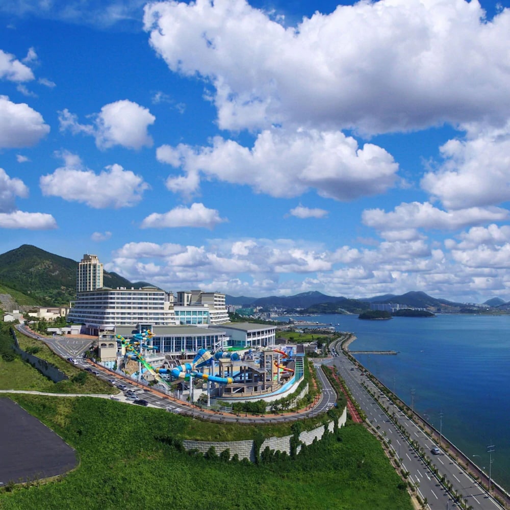 The Ocean Hotel 43/50