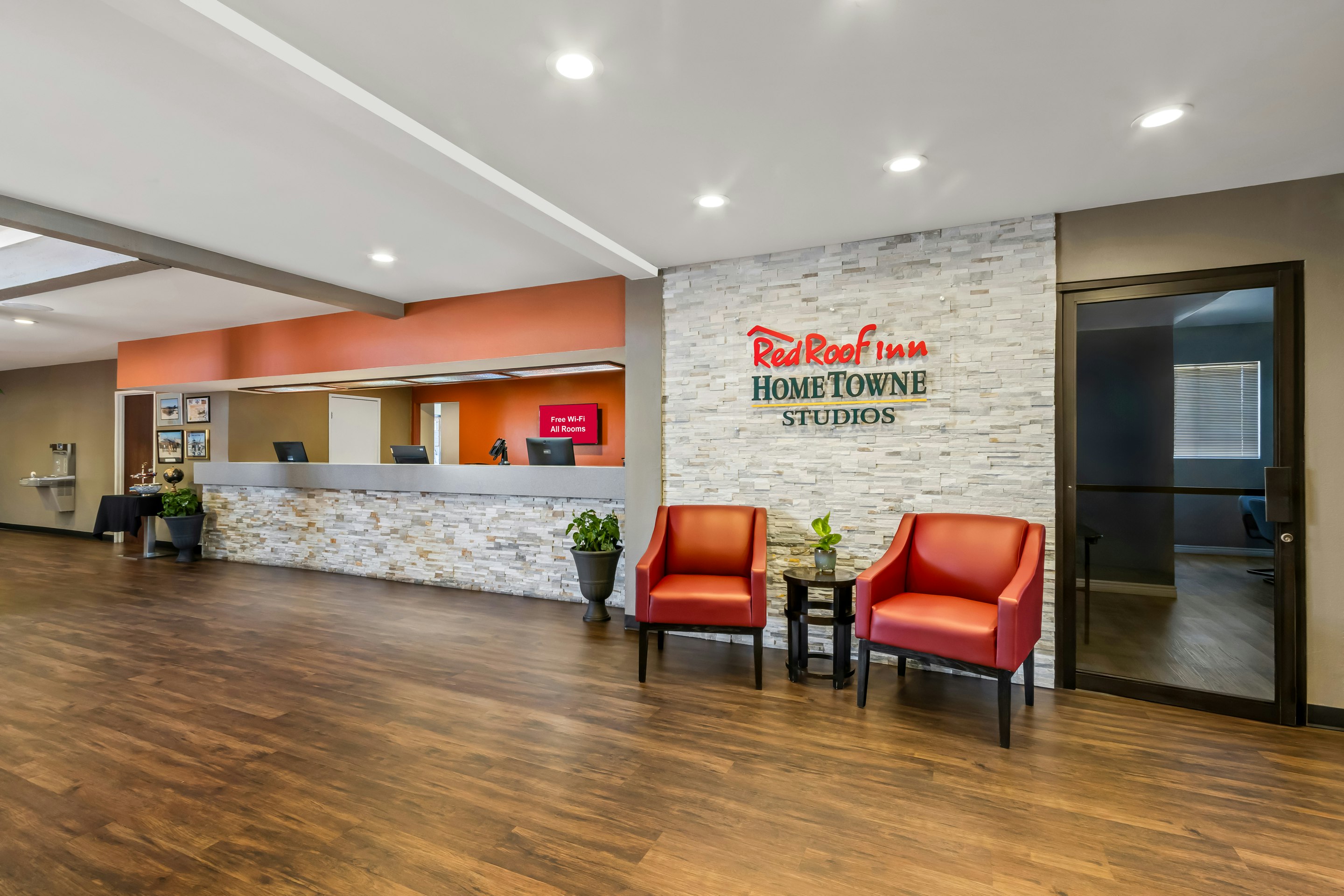 Rodeway Inn And Suites Heritage 18/69