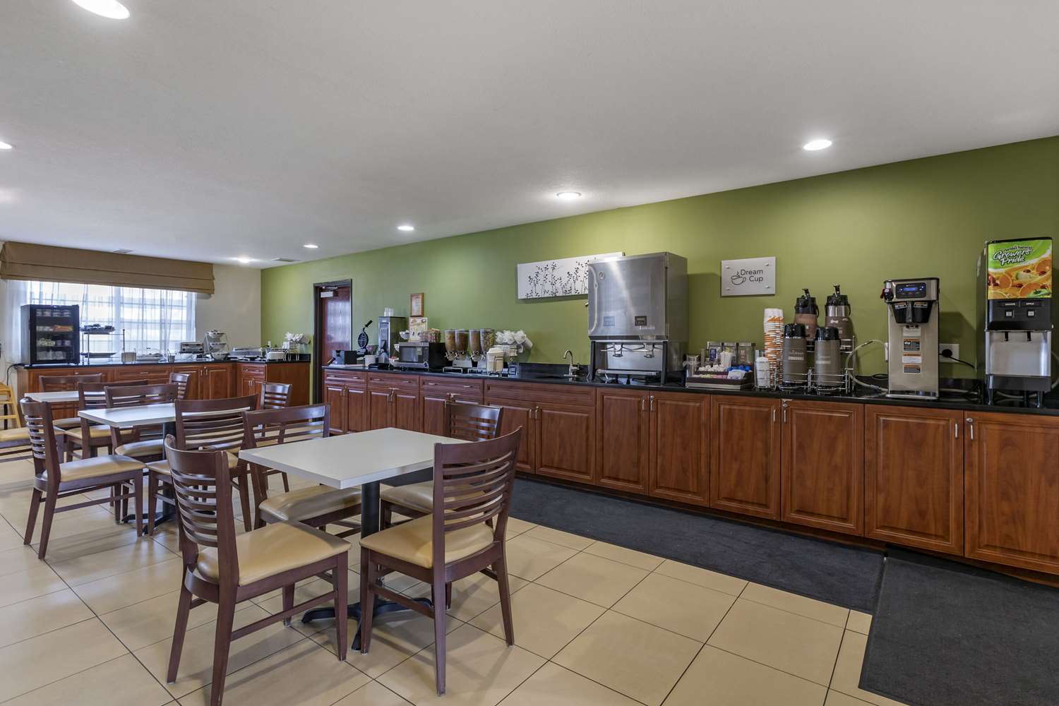 Sleep Inn & Suites Pleasant Hill - Des Moines 33/37