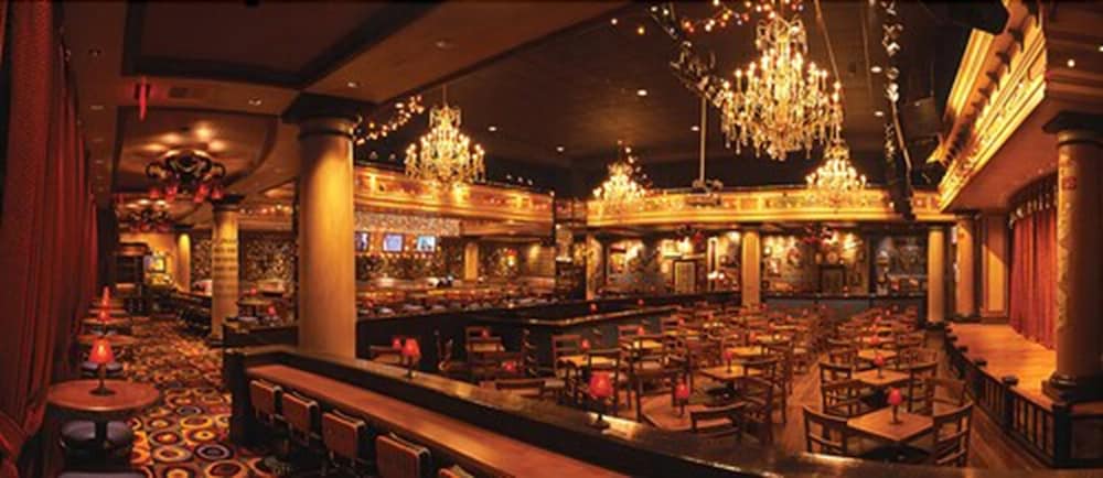 Ameristar Casino Resort Spa St. Charles 54/64