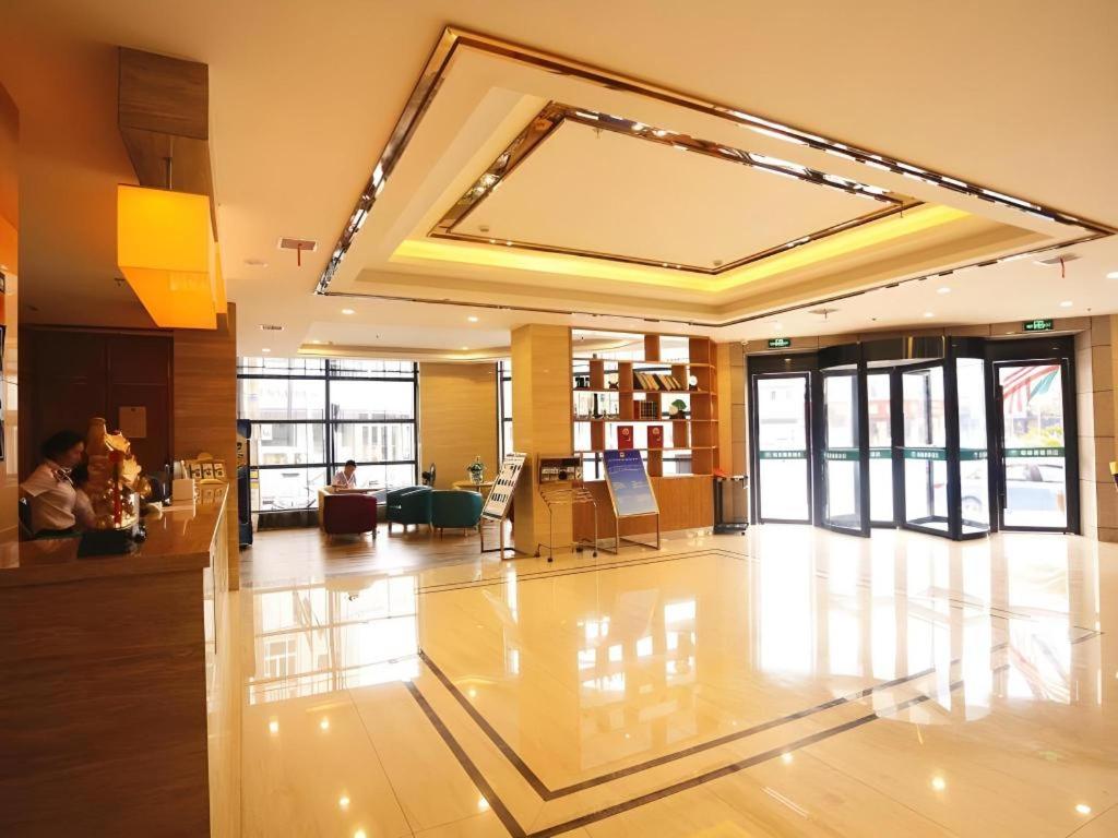 Greentree Inn Hangzhou Linan Wanma Road Express Hotel 8/42