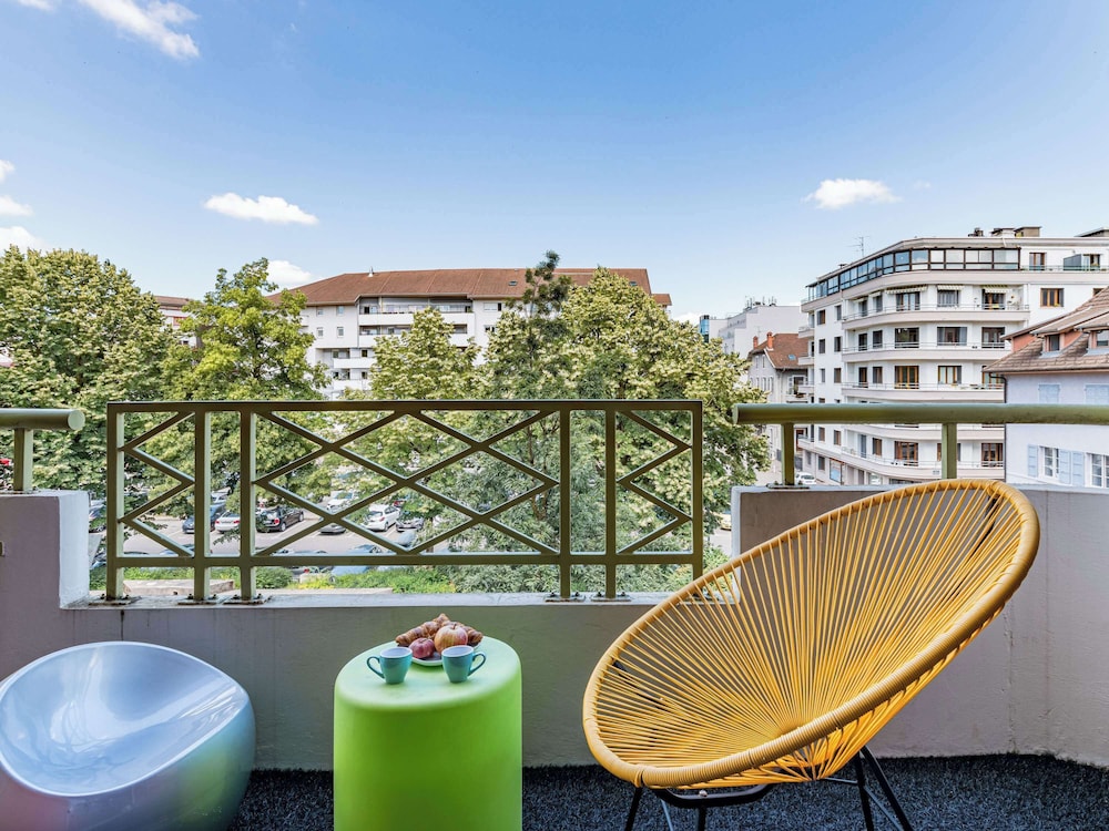 Ibis Styles Annecy Gare Centre 53/58